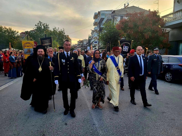 ΦΛΟΓΑ ΑΓΑΠΗΣ 22Η ΠΑΝΕΛΛΗΝΙΑ ΛΑΜΠΑΔΗΔΡΟΜΙΑ ΕΘΕΛΟΝΤΩΝ ΑΙΜΟΔΟΤΩΝ 2 2